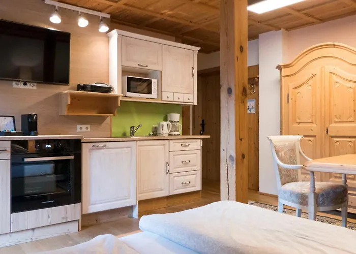 Pensión Haslaustube 3*